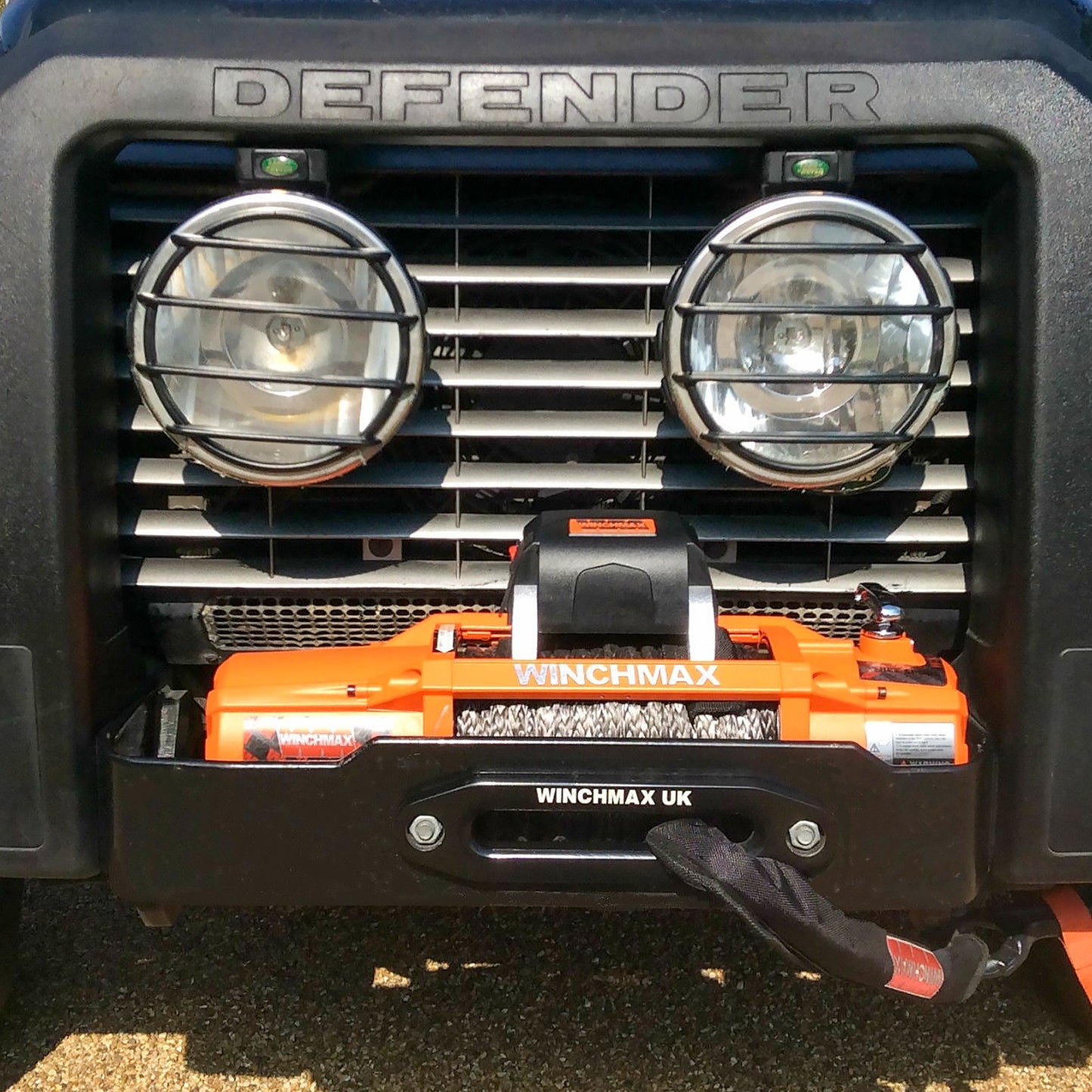 Land Rover Defender Winch Bumper. Fits With or Without Air-Con